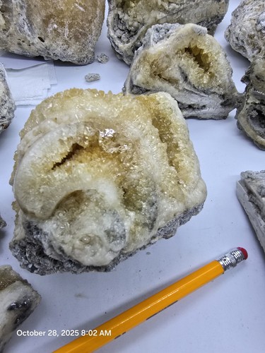 Crystal shell calcite filled - calcite,